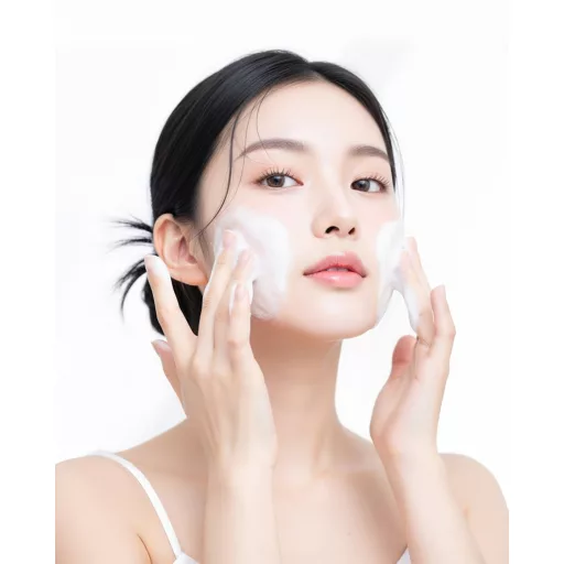 APRILSKIN Real Carrotene Acne Arctisztító Hab 120g