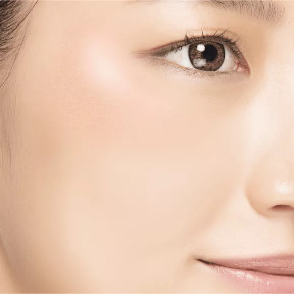 Cezanne Pearl Glow Nuancer Highlighter + ecset N1 Coral Shower