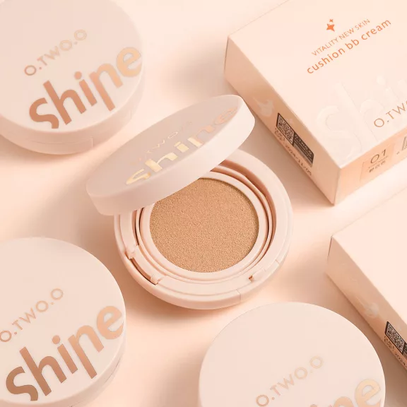 O.TWO.O Vitality New Skin Shine BB Cream Cushion Alapozó #01 Pink White 10g
