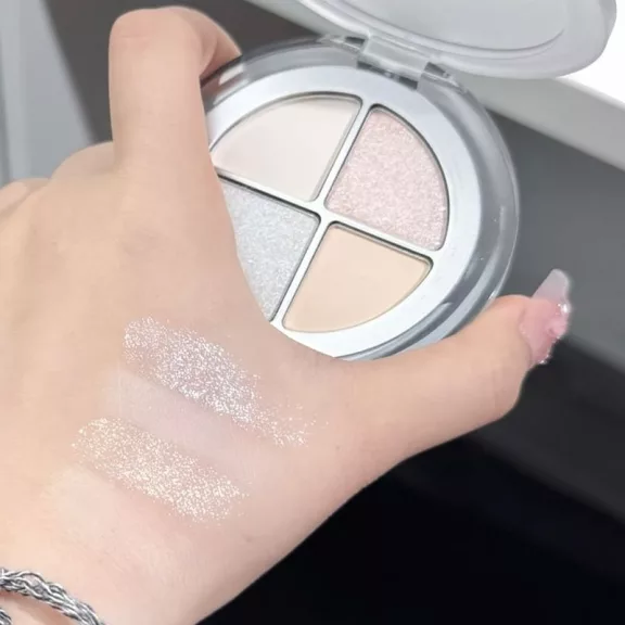 Art Value Floating 4-Color Highlighter Paletta #01 Starlight 7.2g