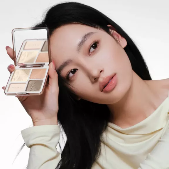 Judydoll 2 IN 1 Highlighter és Kontúr Paletta #05 Feather Glow Palette 9g