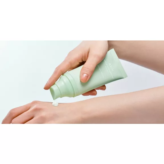 Abib Heartleaf Mild Relief Tone-Up Fényvédő Krém 50ml (SPF50+ PA++++) Abib Heartleaf Mild Relief Tone-Up Fényvédő Krém 50ml (SPF50+ PA++++)
