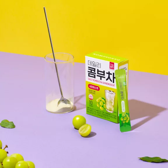 Danongwon Daily Kombucha Tea Instant Teapor - Shinemuscat / Szőlő ízesítésű 5gx10db Danongwon Daily Kombucha Tea Instant Teapor - Shinemuscat / Szőlő ízesítésű 5gx10db
