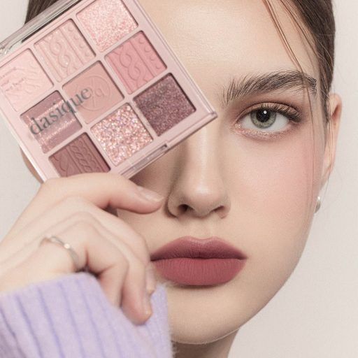 DASIQUE Shadow Szemhéjfesték Paletta #16 Violet Knit (Knit Collection)