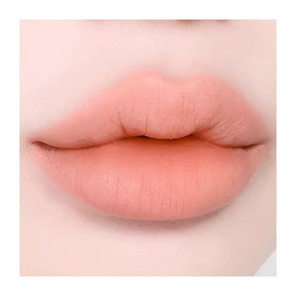 Clio Velvet Szájkontúrceruza #06 Vanilla Coral + Hegyező Clio Velvet Szájkontúrceruza #06 Vanilla Coral + Hegyező